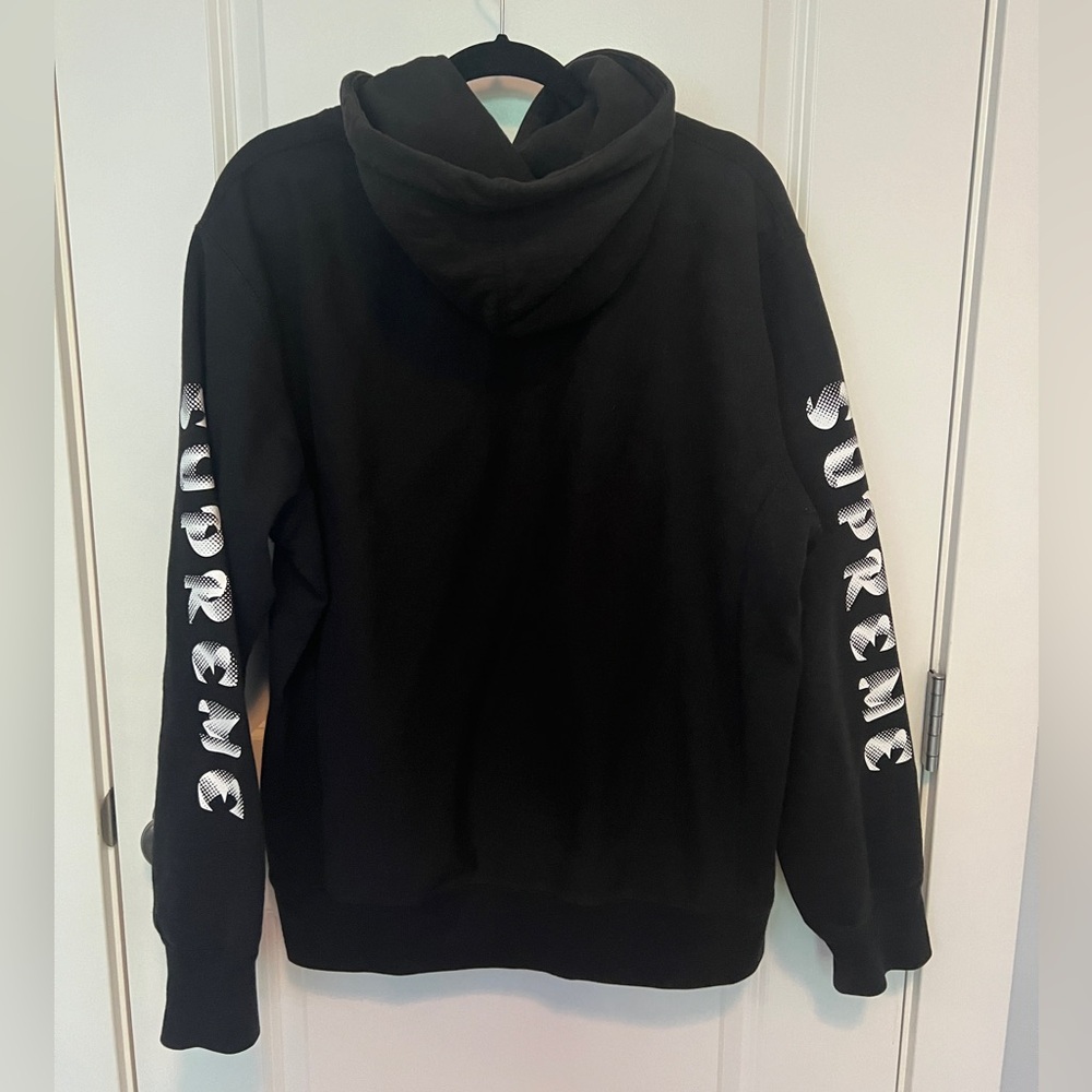 Authentic SUPREME Hoodie
